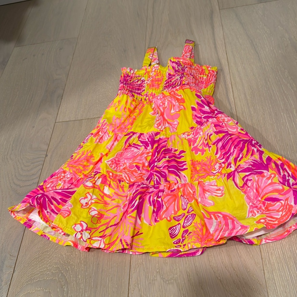 EUC Lilly pulitzer dress girls xs 2/3